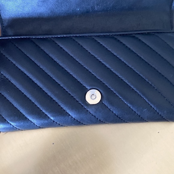 Italic quilted large wallet - Picture 4 of 13